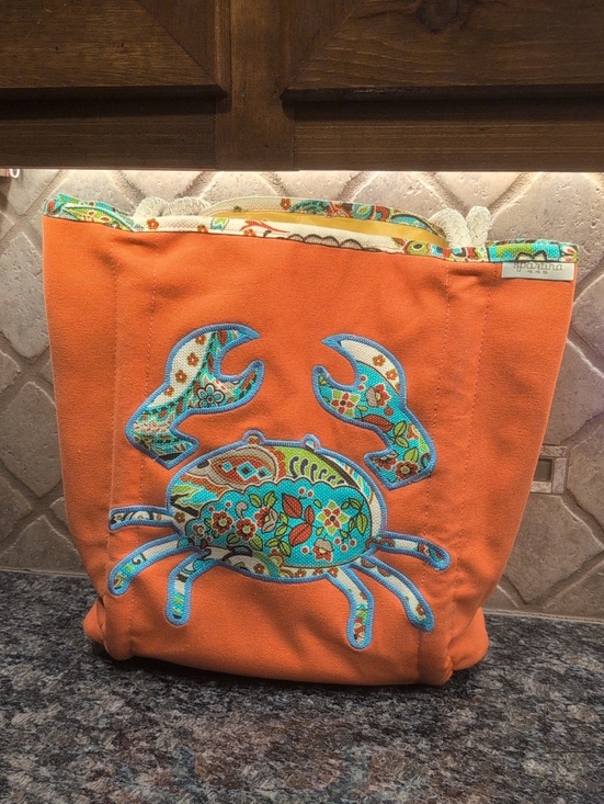 Spartina 449 Handbags - Spartina 449 Retired Boheme Beach Bag featuring a floral blue crab design